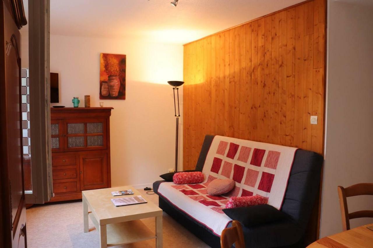 Le Nid De Barrier Apartment Bagneres-de-Luchon Ngoại thất bức ảnh
